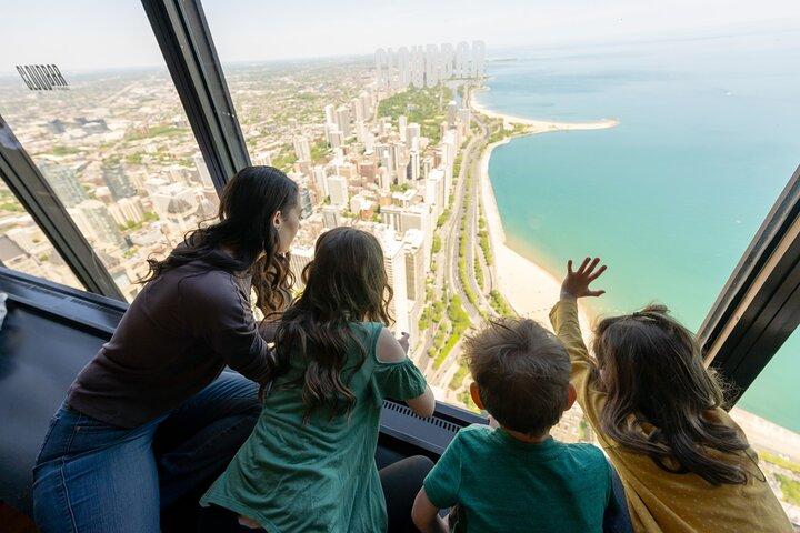 360 CHICAGO Observation Deck & Hop-on Hop-off Sightseeing Tour