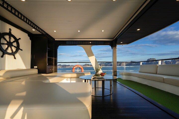 Private Cruise Luxury Ha Long Bay Day Tour Charter Cruise