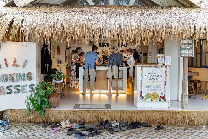 Learn to cook Indonesian food at Gili Cooking Classes Trawangan
