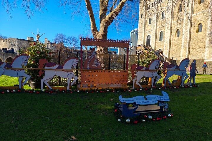 Tower of London Crown Jewels and All Hallows Church Private Tour
