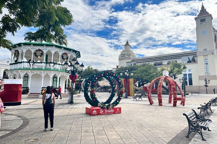 Puerto Plata : Umbrella Street, Rum and Chocolate Factory