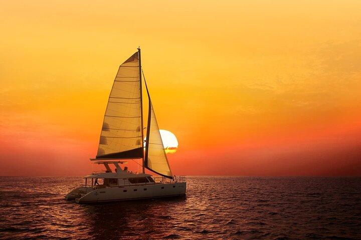 Private Tour in South Jeju including Yacht, Falls & Mt.Halla