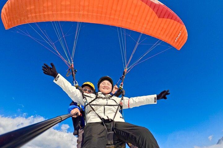 Sapa Paragliding with Acrobatic Flips & Round-trip Transfer