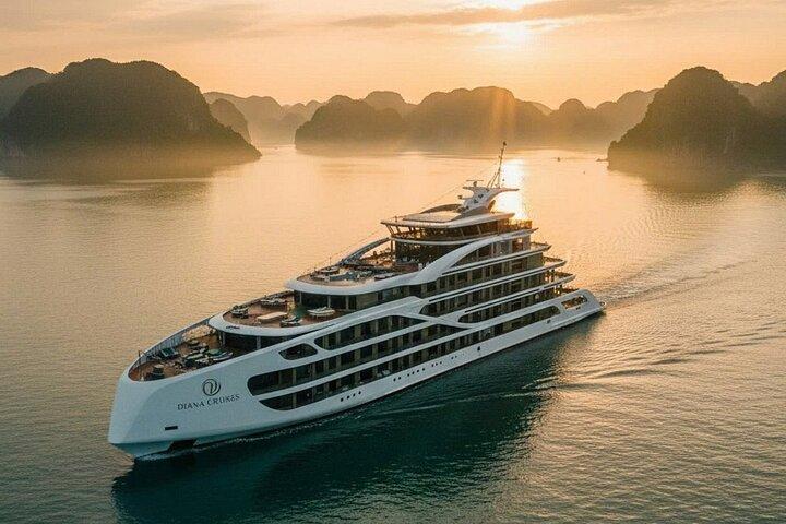 From Hanoi: Diana Luxury 2-Day 1-Night Cruise Explore Lan Ha Bay