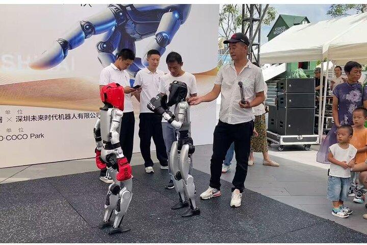 Shenzhen Tech Robot Store Drone Food Delivery and Driverless taxi