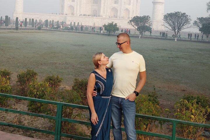 2 Days Overnight Taj Mahal & Agra Tour From Delhi