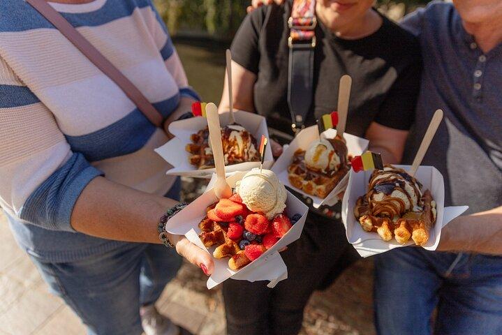 Brussels Private Food Tour: Waffles, Fries, Beer & Local History