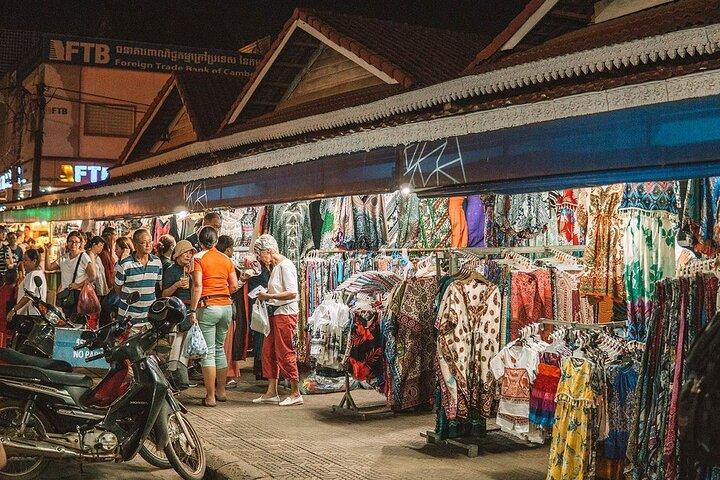 Siem Reap 3-Hour Sightseeing and Street Food Tour