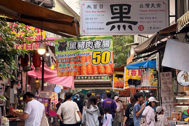 [Private] Jiufen Village & Shifen Town from Taipei with Pickup