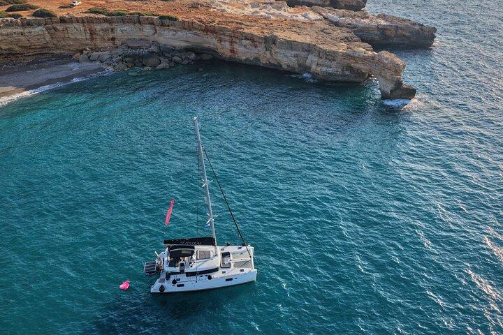 Rethymno: Sunset Catamaran Trip - Sushi & Open Bar