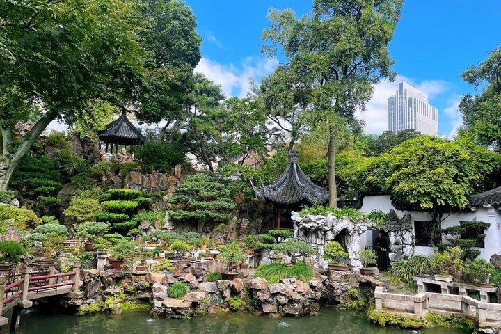 Shanghai Day Tour to Yu Garden,Bazaar,Bund,Zhujiajiao Water Town