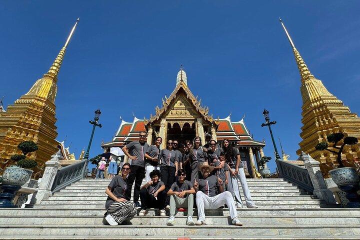 Half day Bangkok with Private Canal tour by long tail boat