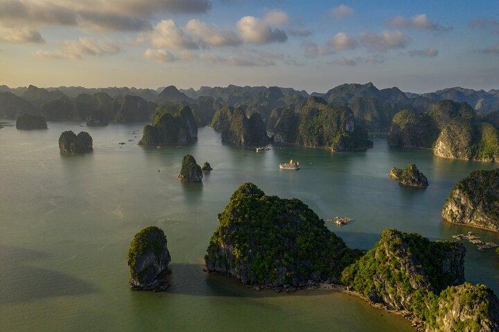 Ninh Binh and Bai Tu Long Cruise 4 Days 3 Nights from Hanoi