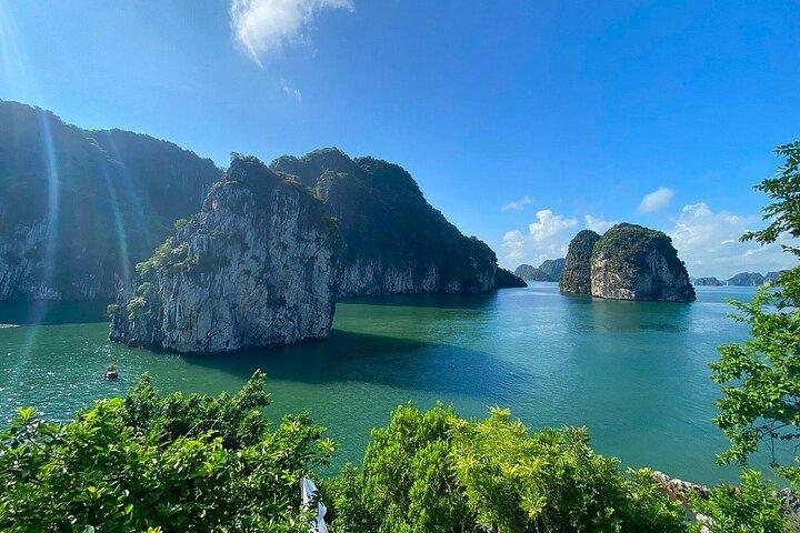 Ninh Binh and Bai Tu Long Cruise 4 Days 3 Nights from Hanoi