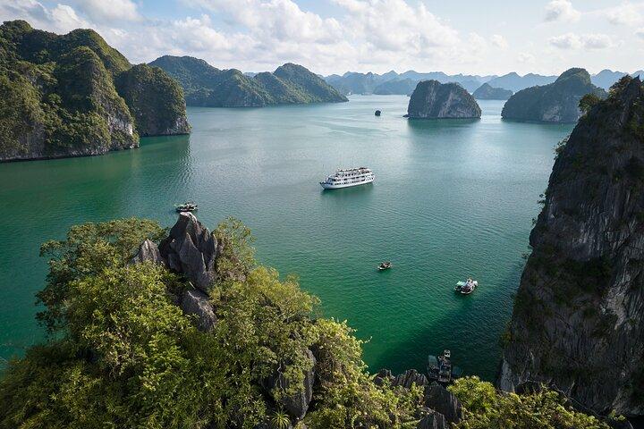 From Hanoi: Boutique Cruise 3D2N Discovering Ha Long Bay