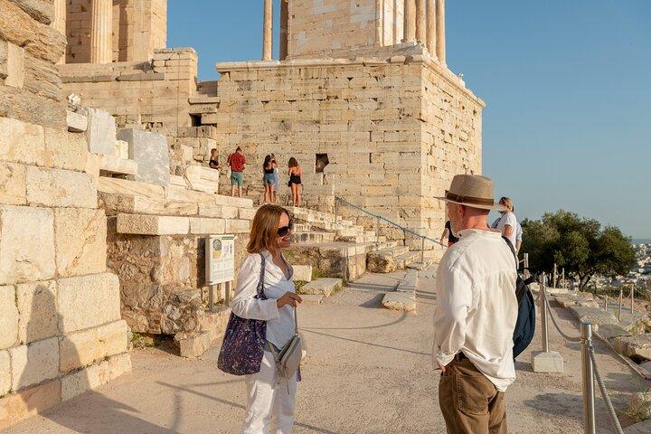 Acropolis FIRST-ENTRANCE Private Tour with Archaeological Expert