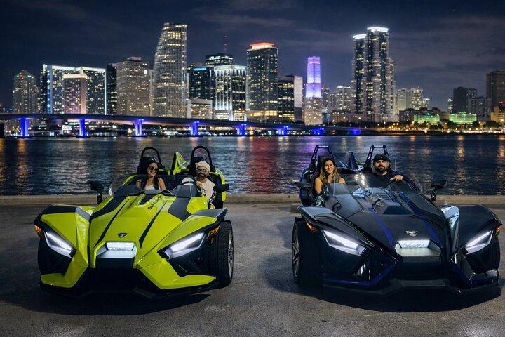 3 Hours Polaris Slingshot Rental in Miami