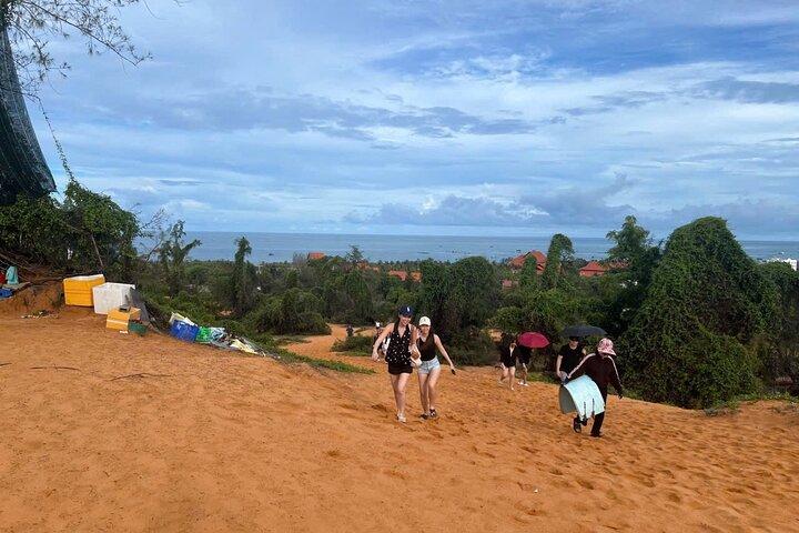 Mui Ne Day Tour: Ong Dia Rock Beach & Sand Dunes Adventure