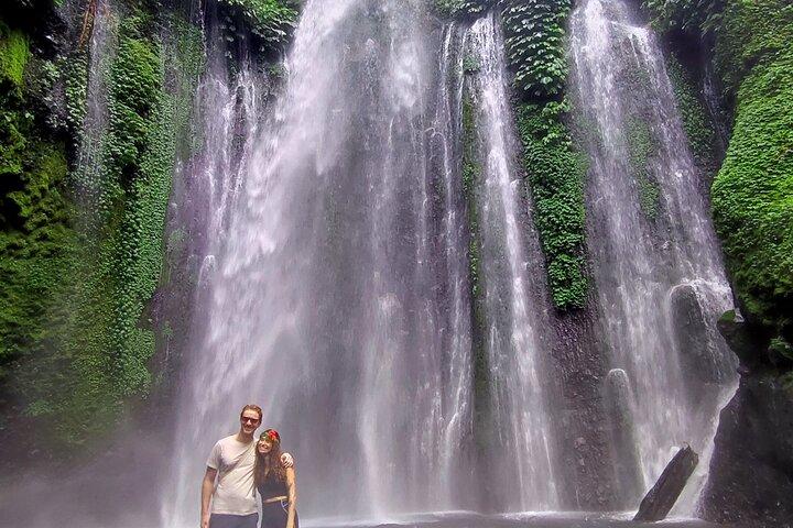 Lombok Private Car Hire with Driver Customizable Tour