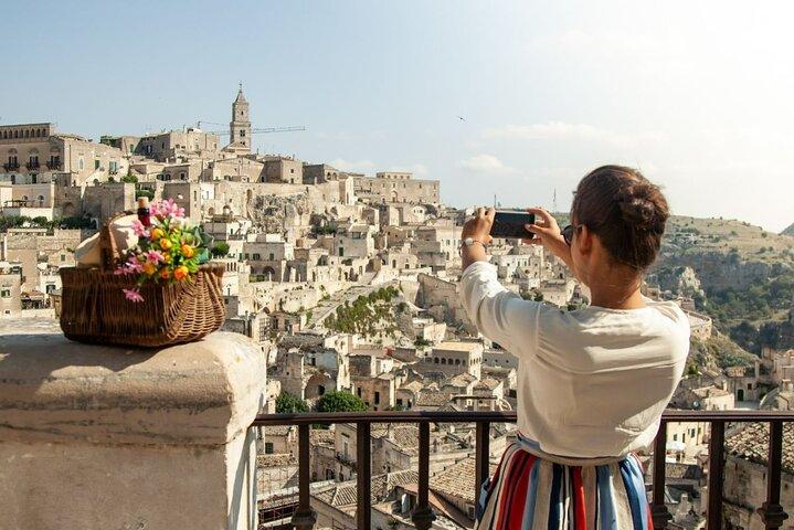 Complete Sassi of Matera Small Group Walking Tour with Tasting