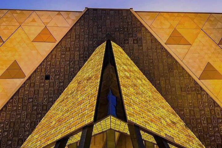 Private-half day tour to GEM ,king Tut gallery,solar boat&lunch