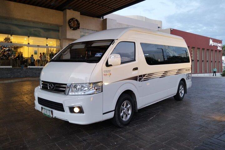 Cheap transfer for up to 10 people.