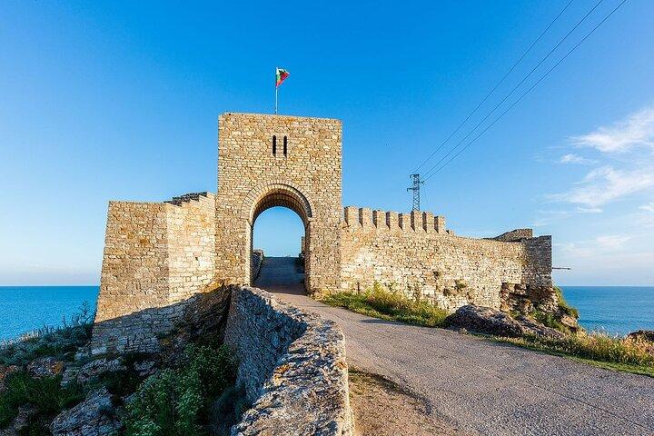 Cape Kaliakra and Boat tour in Balchik from Golden Sands