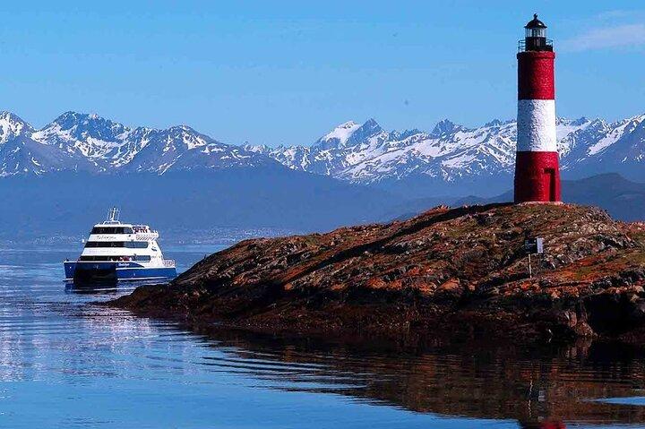 Beagle Channel Navigation Penguin Colony