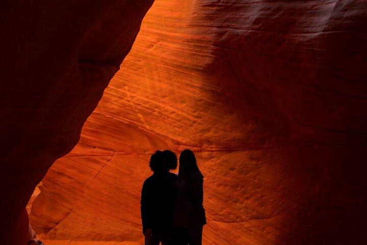 YOU DRIVE!! 4 Hr Peek-a-Boo & Hog Canyon Tour-Starting at $175 pp