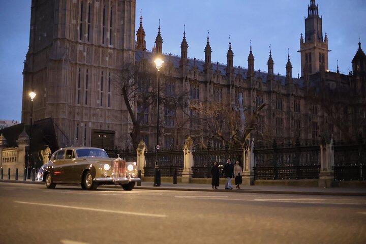 London Tour in a Vintage Rolls Royce