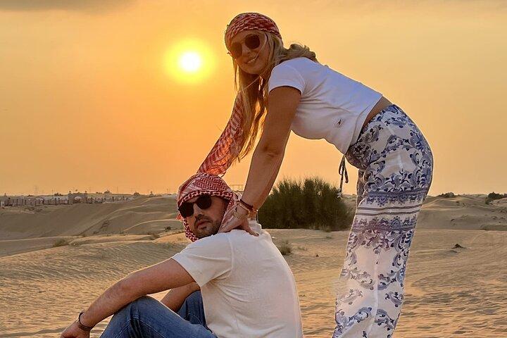 VIP Red Dune Safari with Pick/Drop BBQ/Dinner Camelride Sandbord