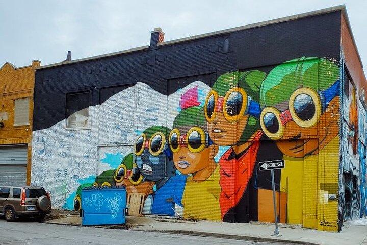 Private Detroit Highlights Tour | Up to 14 Guests