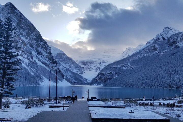 Discover Banff National Park - Premium Day Trip