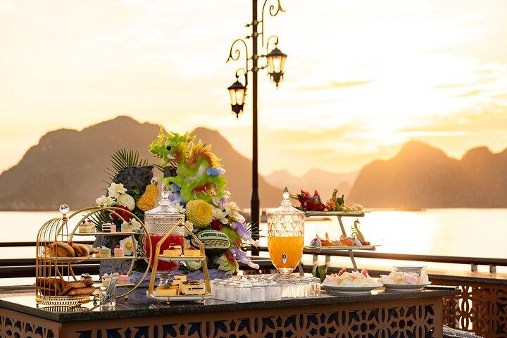 Hanoi: 5-Star Ambrose Luxury Cruise in Ha Long Bay with Jacuzzi