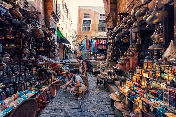 Full Day Private Tour Pyramids, GEM, Khan El Khalili with Guide