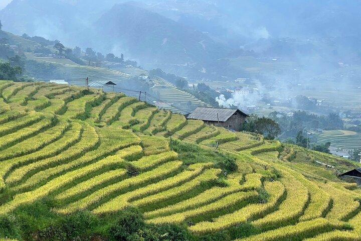 Private 2-Day Sapa Adventure by Car with Homestay