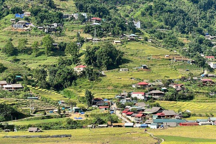 Private 2-Day Sapa Adventure by Car with Homestay