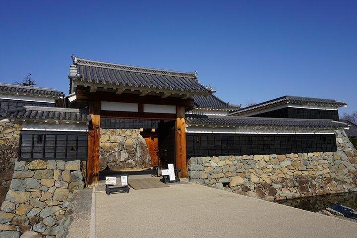 Matsumoto: Castle Keep Walk with Optional Kaichi School