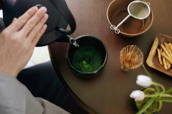 Matcha Kimono Tea Ceremony in Tokyo