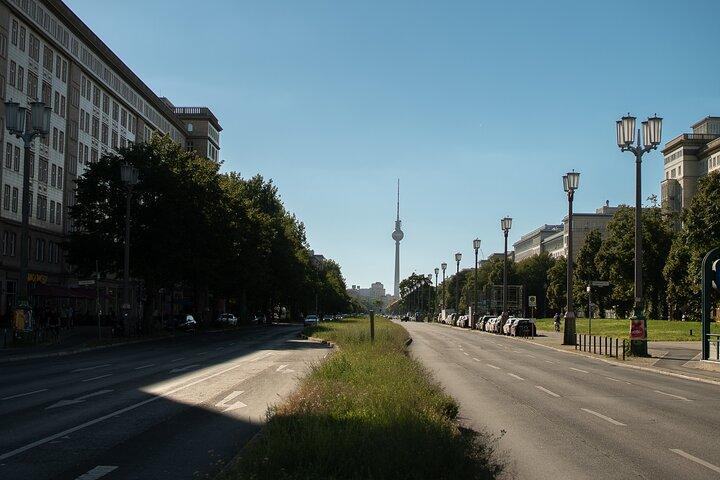 Cold War, Berlin Wall, Spies and the East Side Gallery