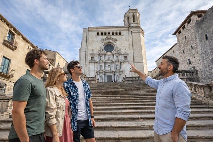 Game of Thrones: Medieval Girona Private Tour with Hotel pick-up