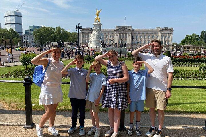 Private Full-Day London Tour by Foot & Public Transport