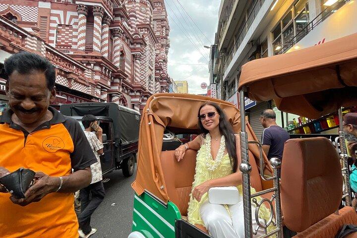 Colombo Private guideTour byTuk Tuk Morning Evening All inclusive