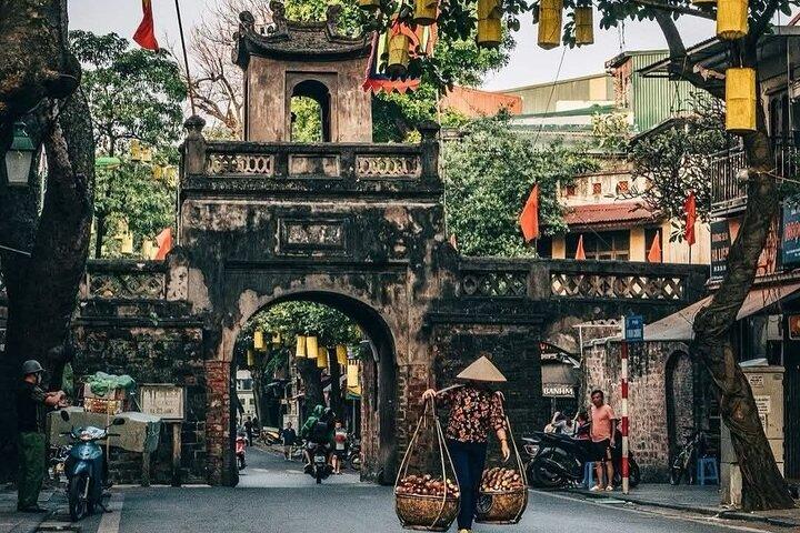 Full Day Hanoi City Tour with Water Puppet Show