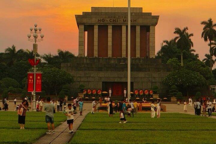 Full Day Hanoi City Tour with Water Puppet Show