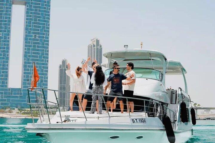 Dubai Marina Luxury Yacht Cruise