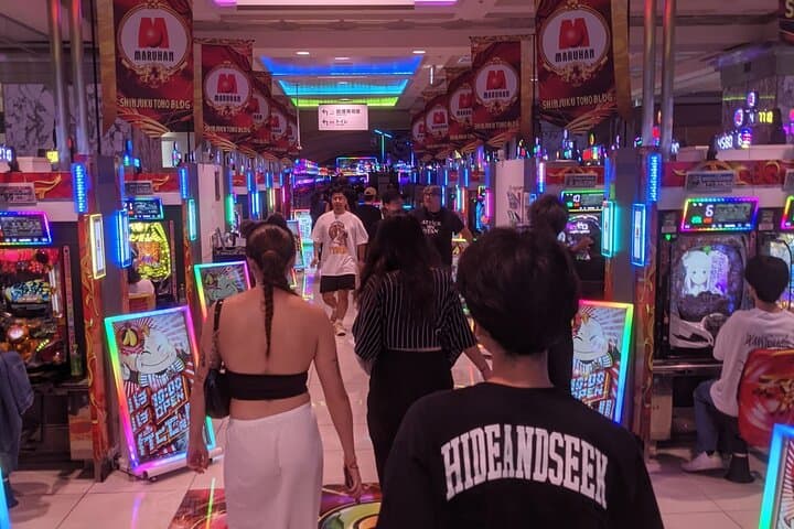 Tokyo Shinjuku Night Tour with Pachinko Gaming Experience