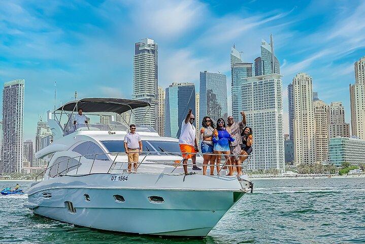 Dubai Marina Luxury Yacht Cruise
