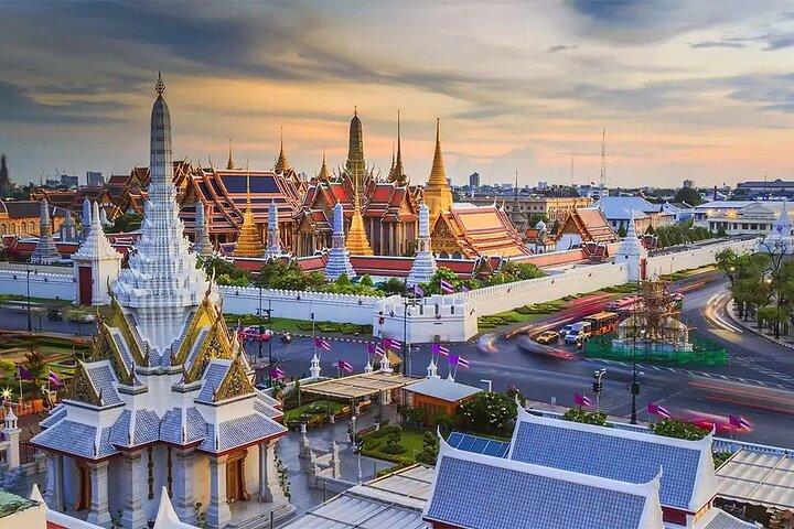 Bangkok Grand Palace, Floating Market & Maeklong Market Day Tour