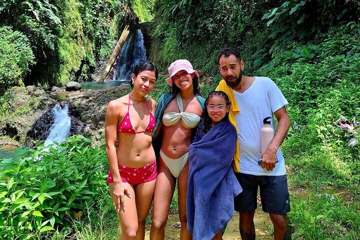 Seven Sisters Waterfall Hike